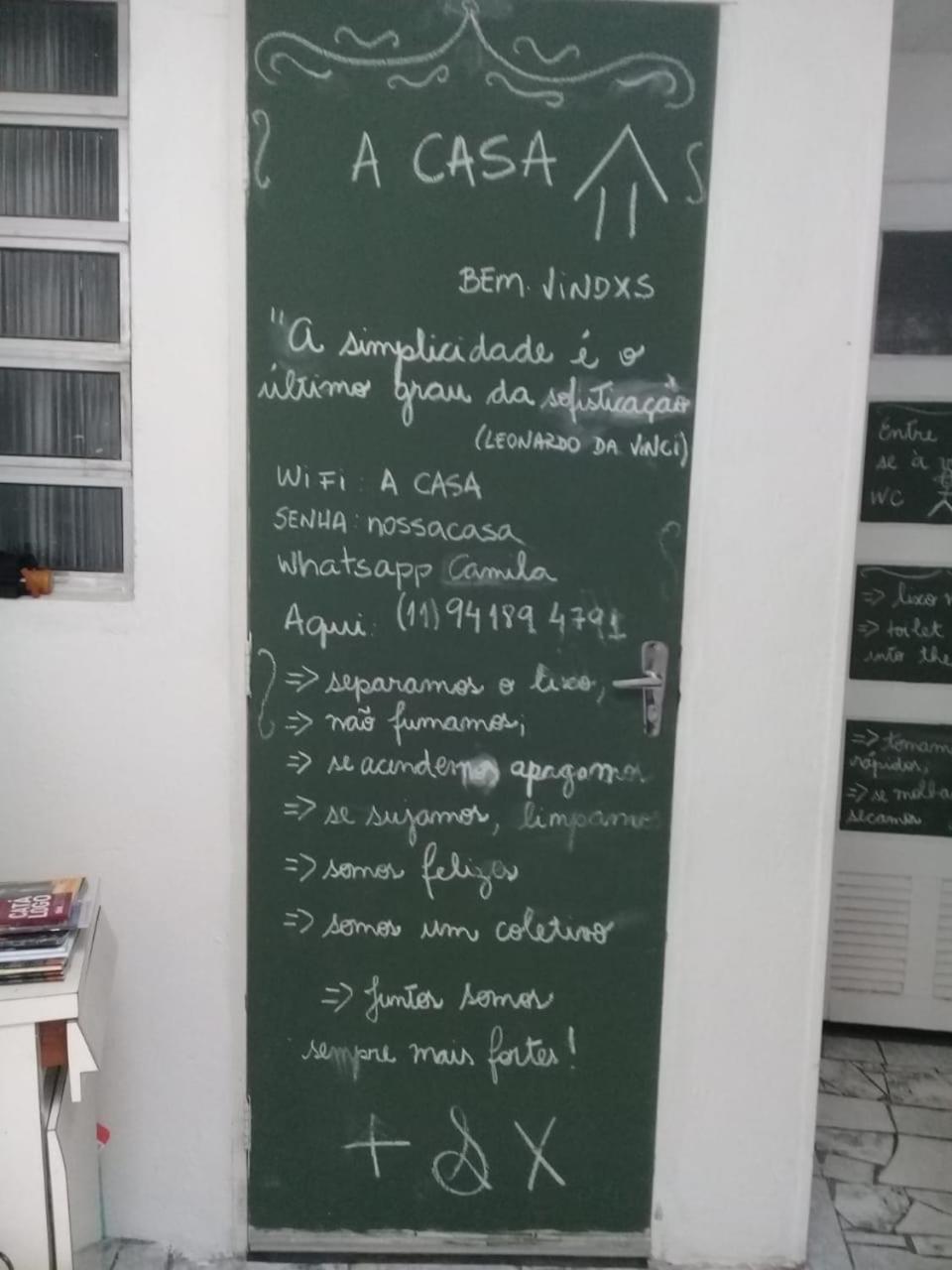 Hospedaria - A Casa Cafe Arte - Valores Acessiveis Сан-Пауло Экстерьер фото